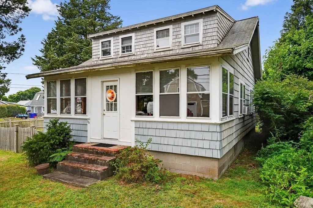 70 Wings Neck Rd, Bourne