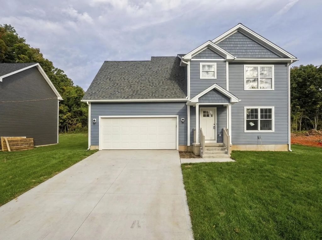 854 Homestead Avenue, Holyoke