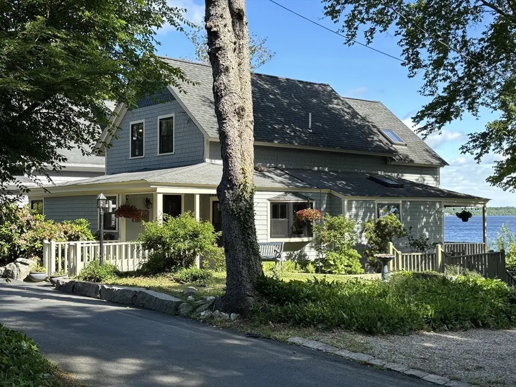 13 Pine Bluff, Lakeville