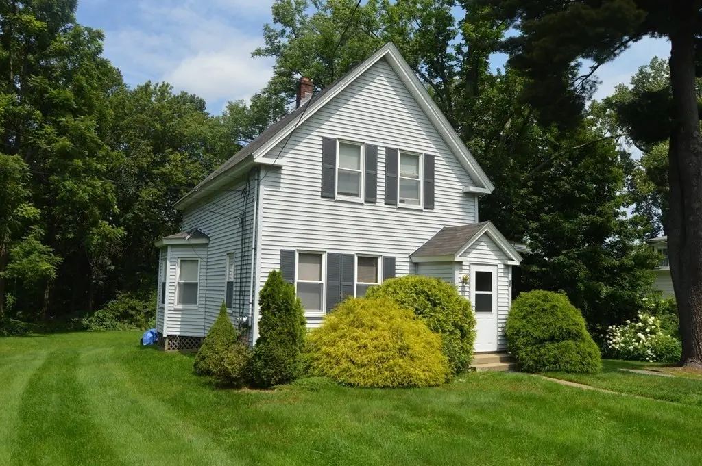 26 East Main St. #1a, Southborough