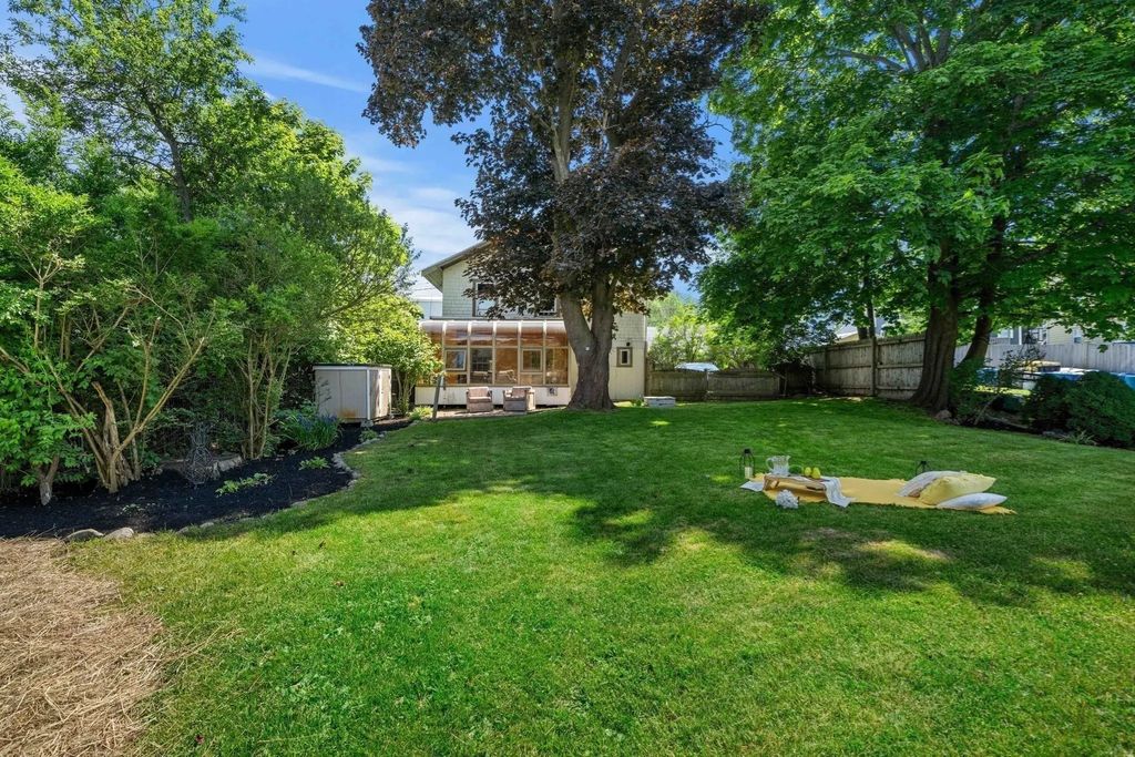 38r Bass Ave, Gloucester