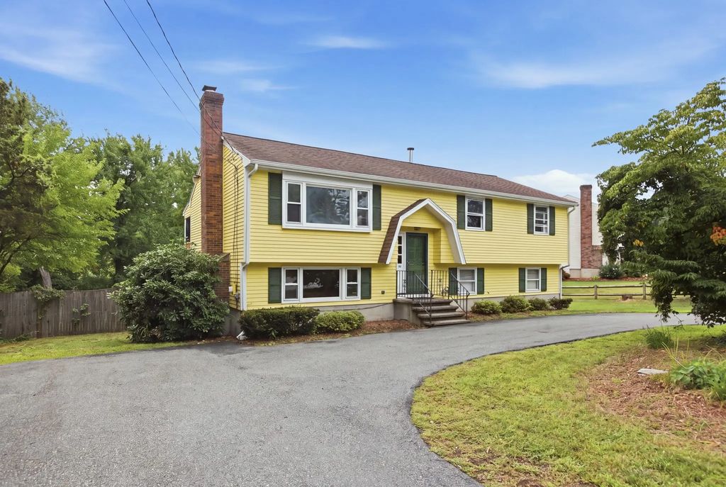 55 Peach Orchard Rd, Burlington