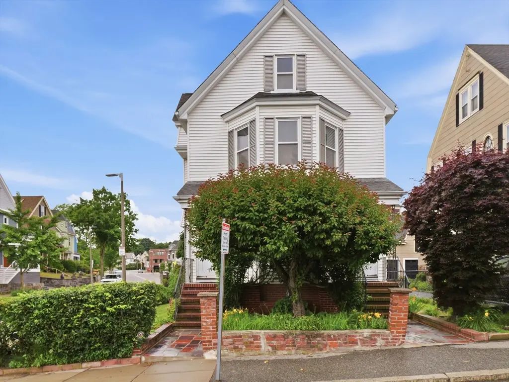 11-13 Brookfield St, Boston
