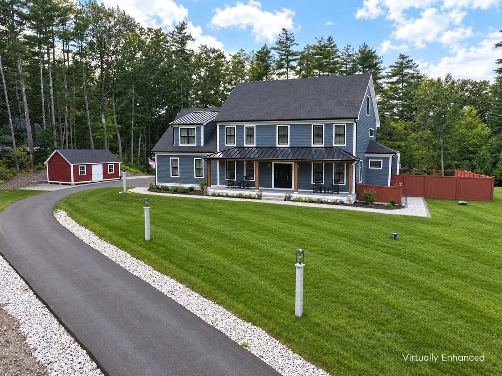 1 Maple Ave, Groton