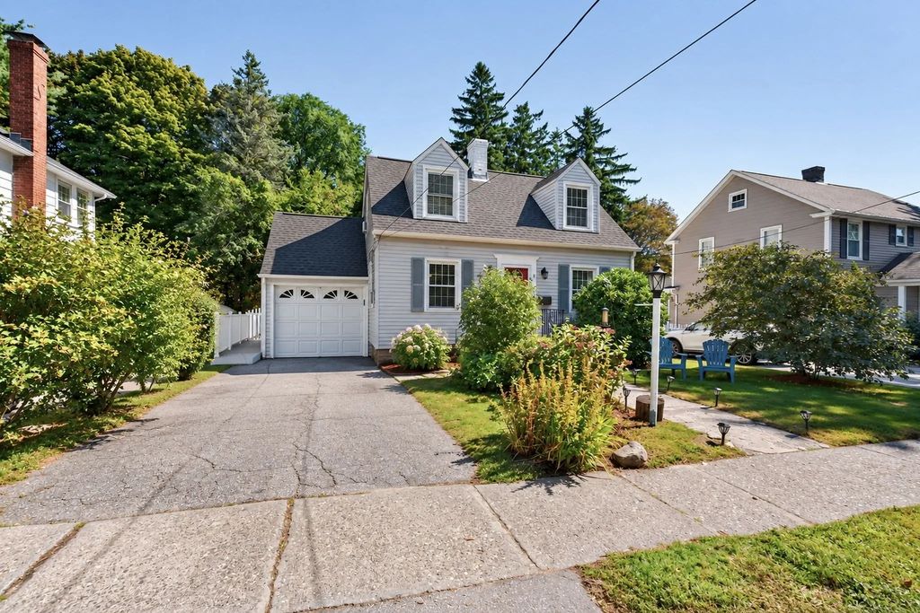 8 Lyndale Rd, Worcester