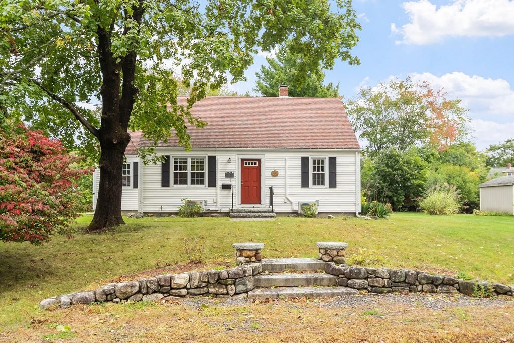 35 Jefferson Road, Northborough