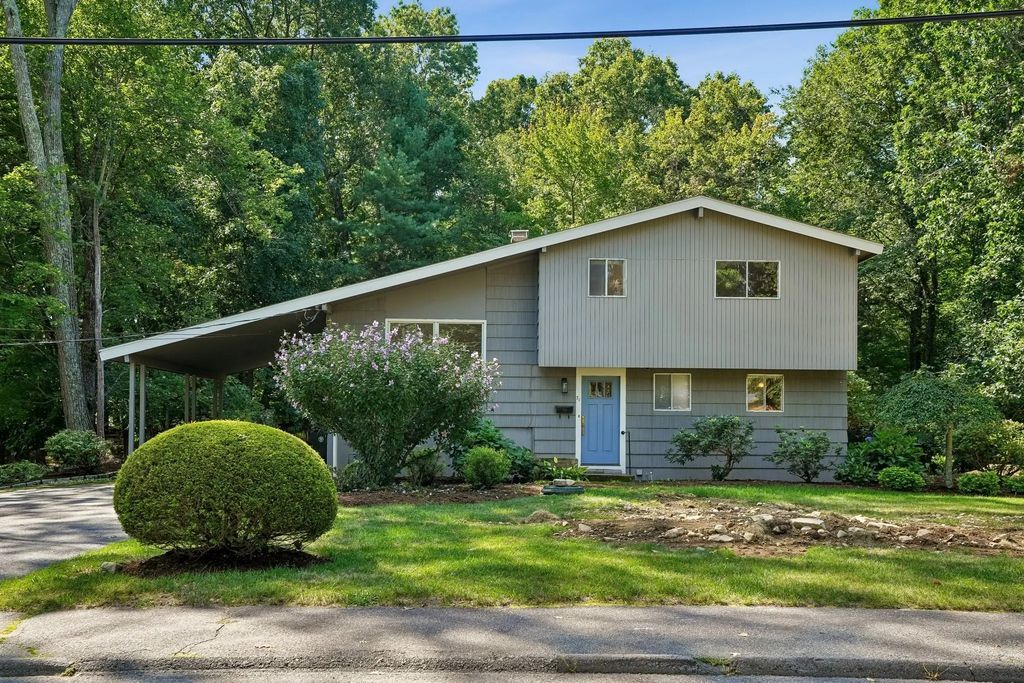31 Madison Ave, Sharon