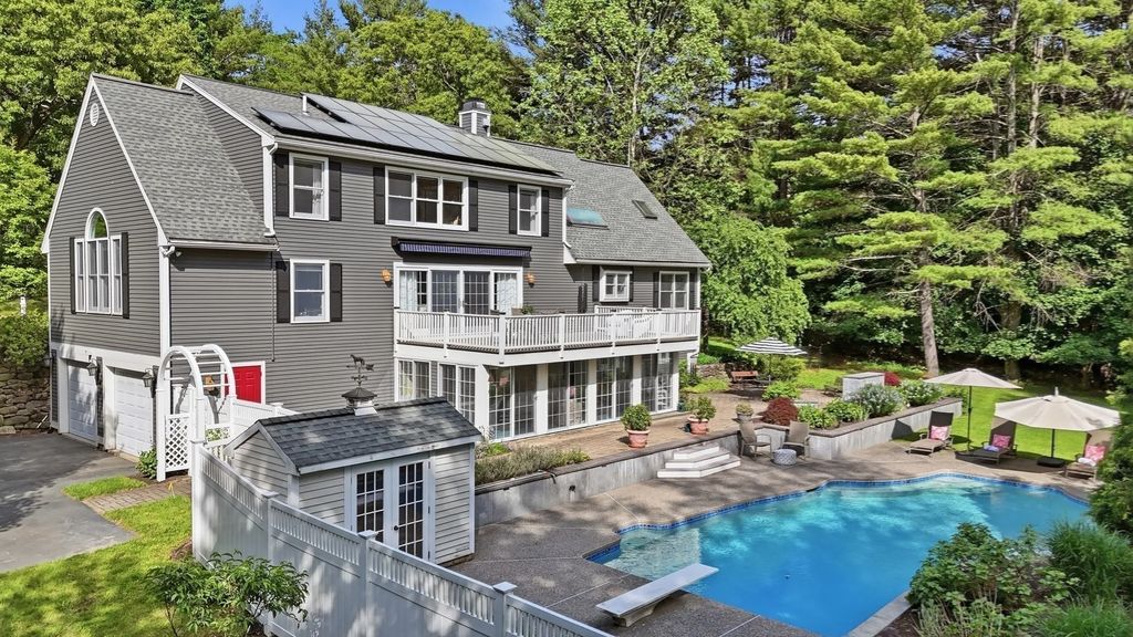 88 Esterbrook Rd, Acton