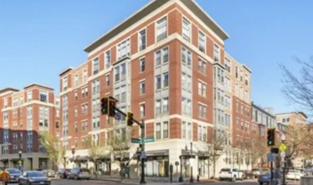 25 Savoy St #272, Boston