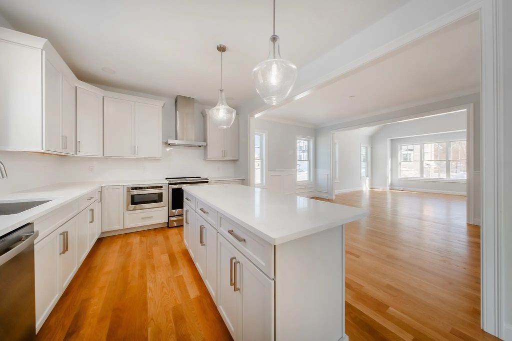 33 Strongwater Drive, Salem