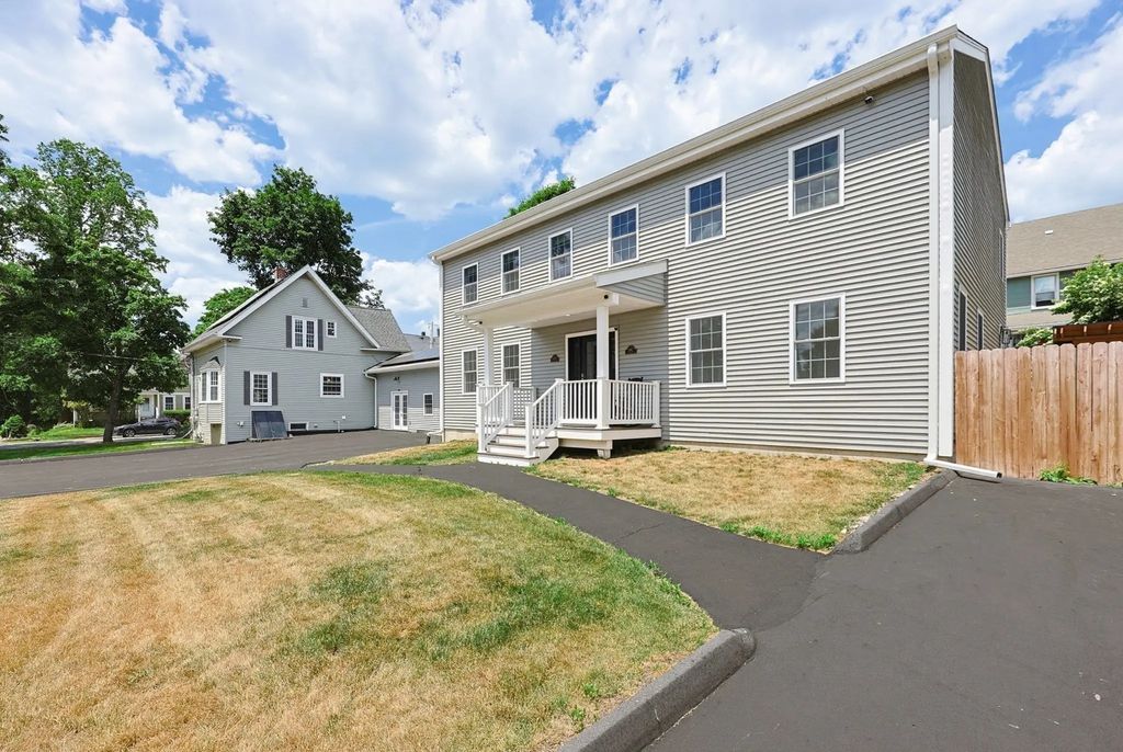 39 Johnston Avenue #3, Northbridge