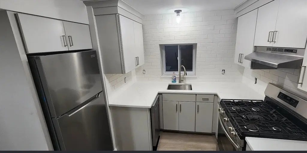 322 Brownell #3w, Fall River