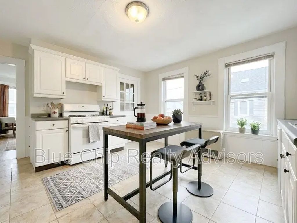 23 Taylor Street #2, Gloucester