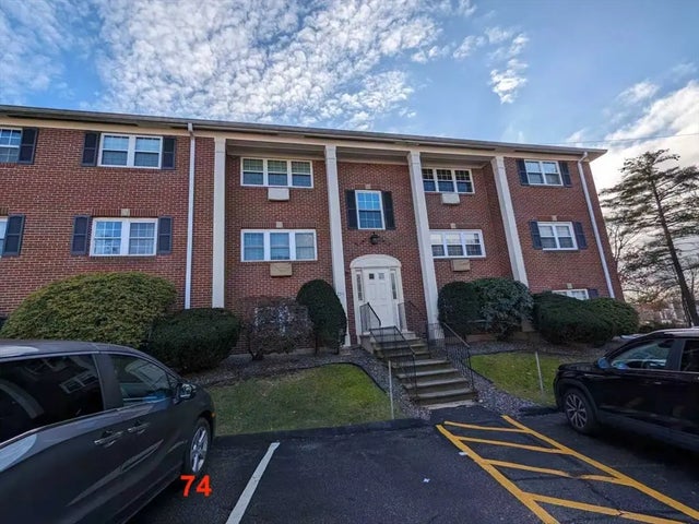 29 Arlington Rd #32, Woburn