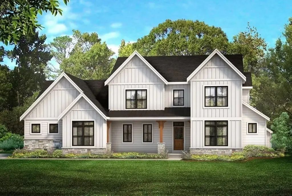 5 Strawberry Farm, Littleton