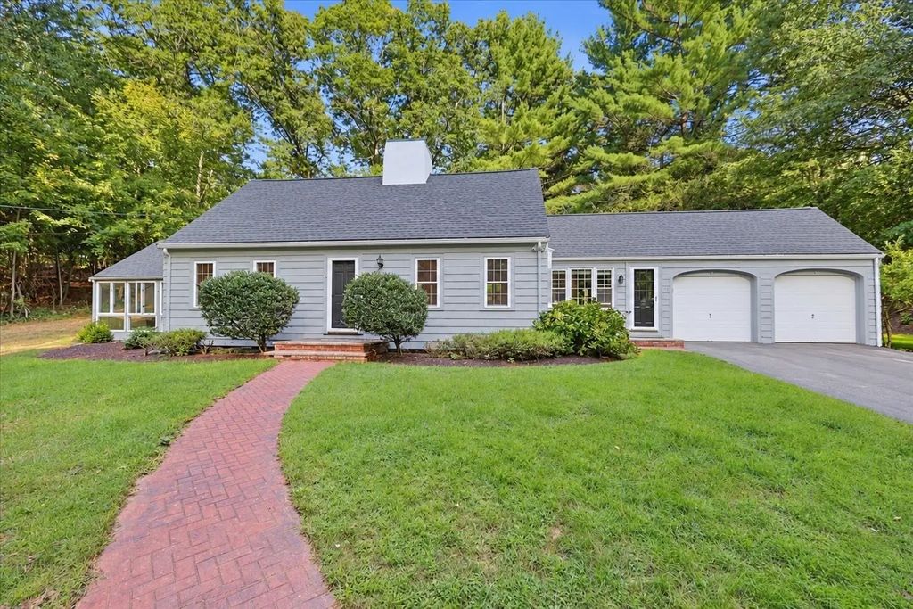 13 Millbrook Rd, Westwood