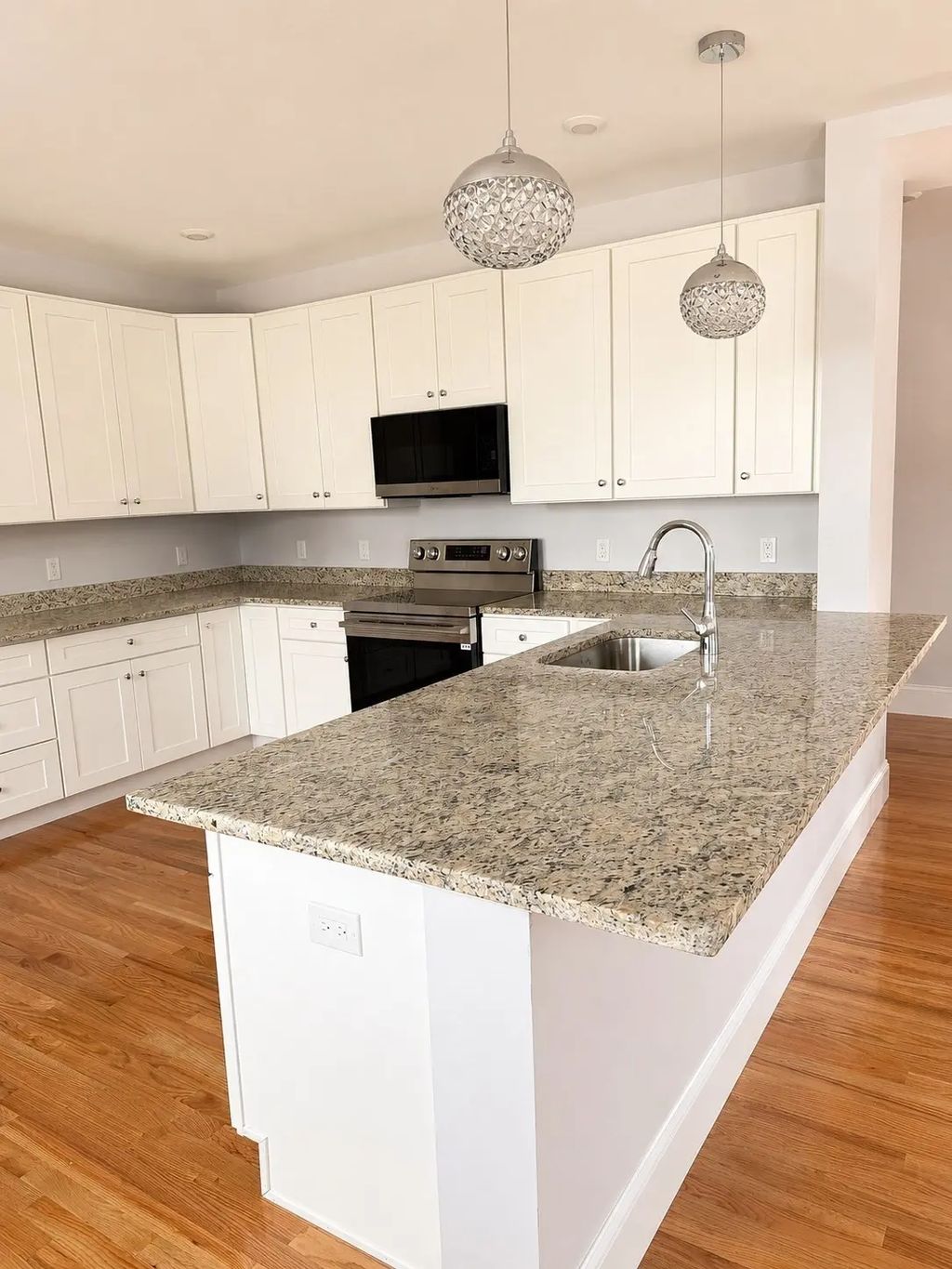 26 Alfred Street #1, Medford