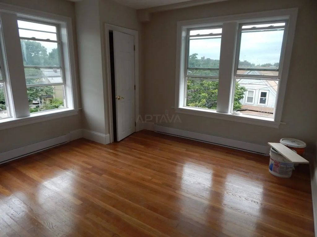 131 Orchard St #34, Somerville