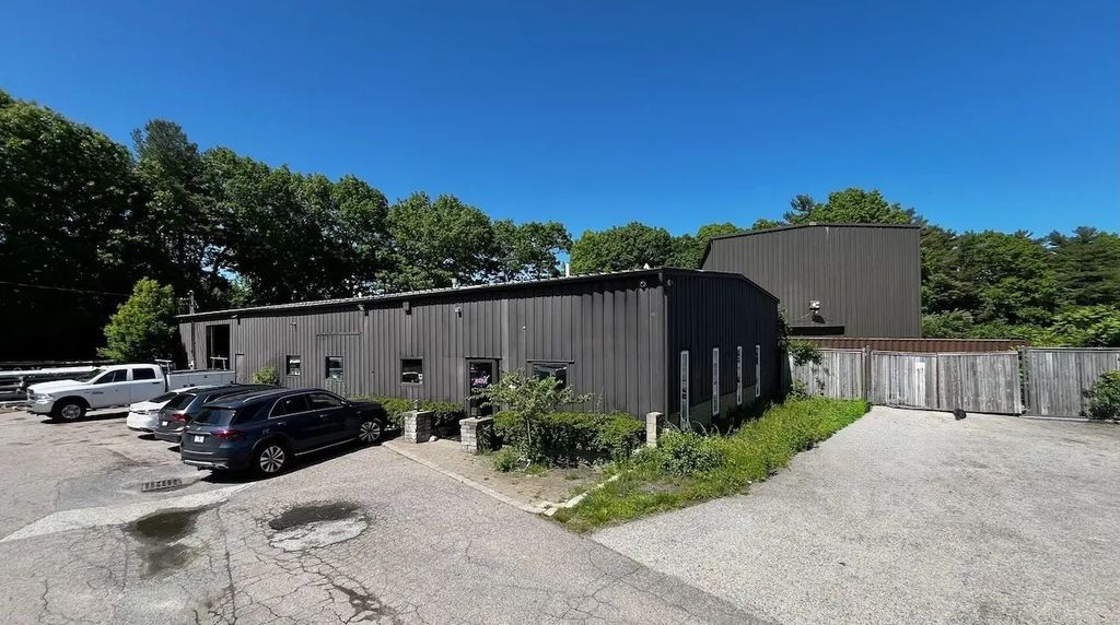 21 Marion Drive, Kingston