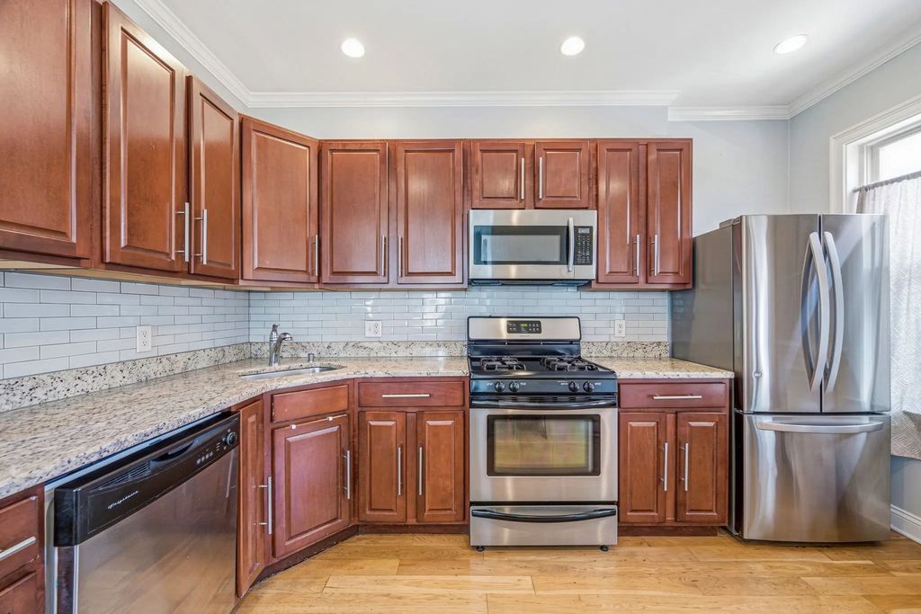693 East 7th Street #1, Boston