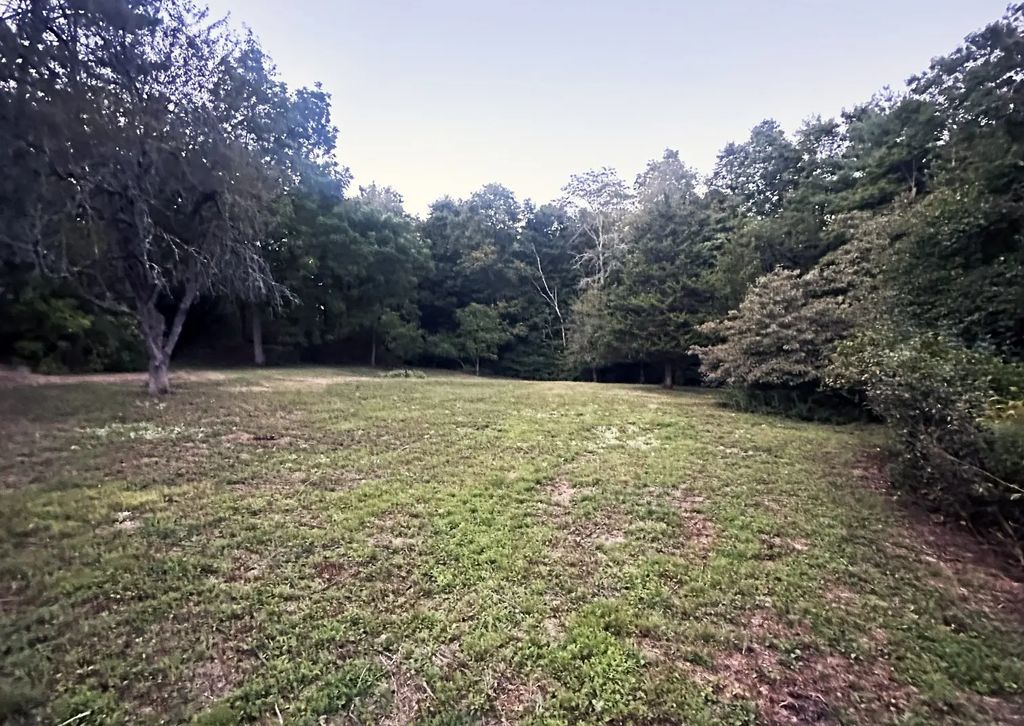 12 Farm, Dover