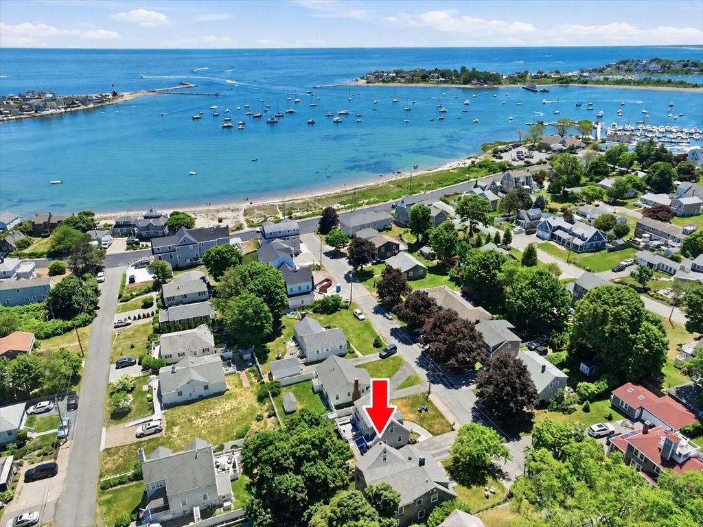 18 Damon Rd, Scituate