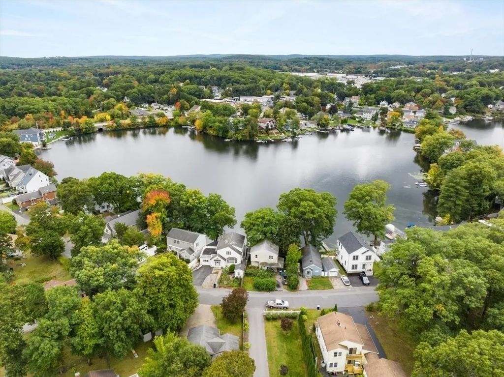 18 Bay View Dr, Shrewsbury Property Listing: MLS® #73586413