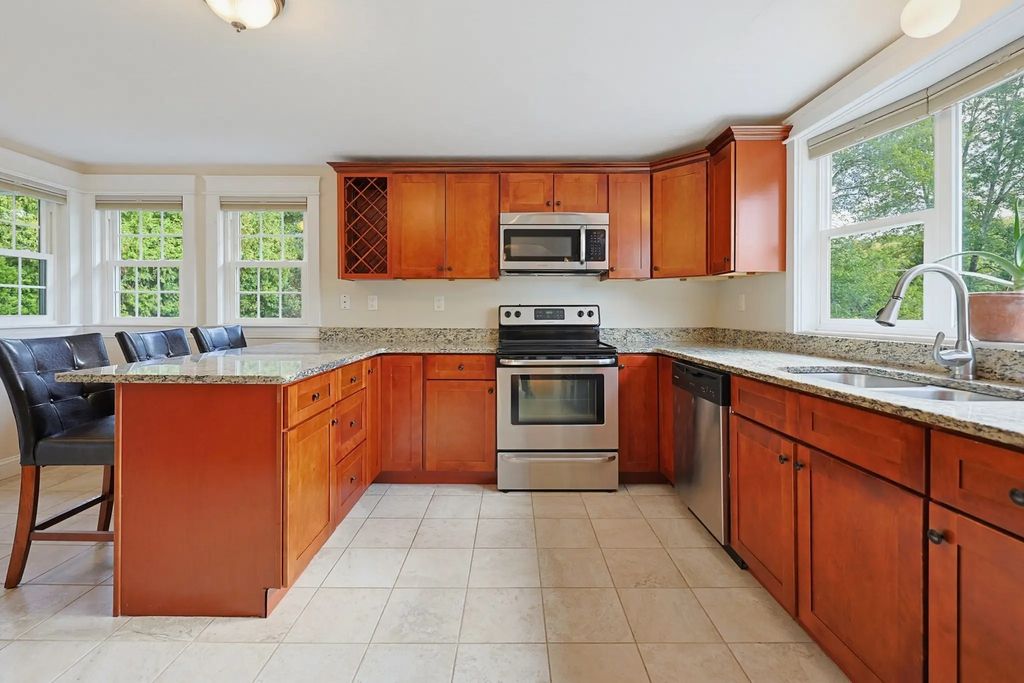 2806 Providence Rd, Northbridge