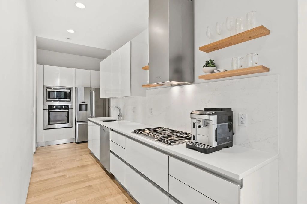 537 East 1st Street #6a, Boston
