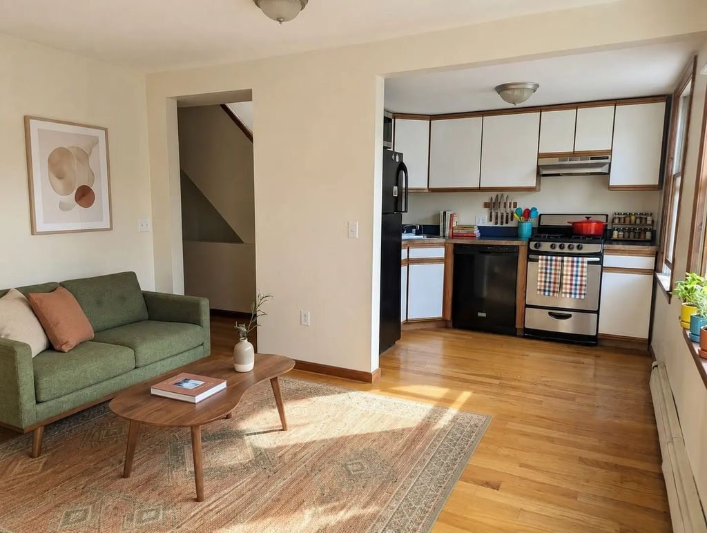 1 Glover Ct #3, Boston