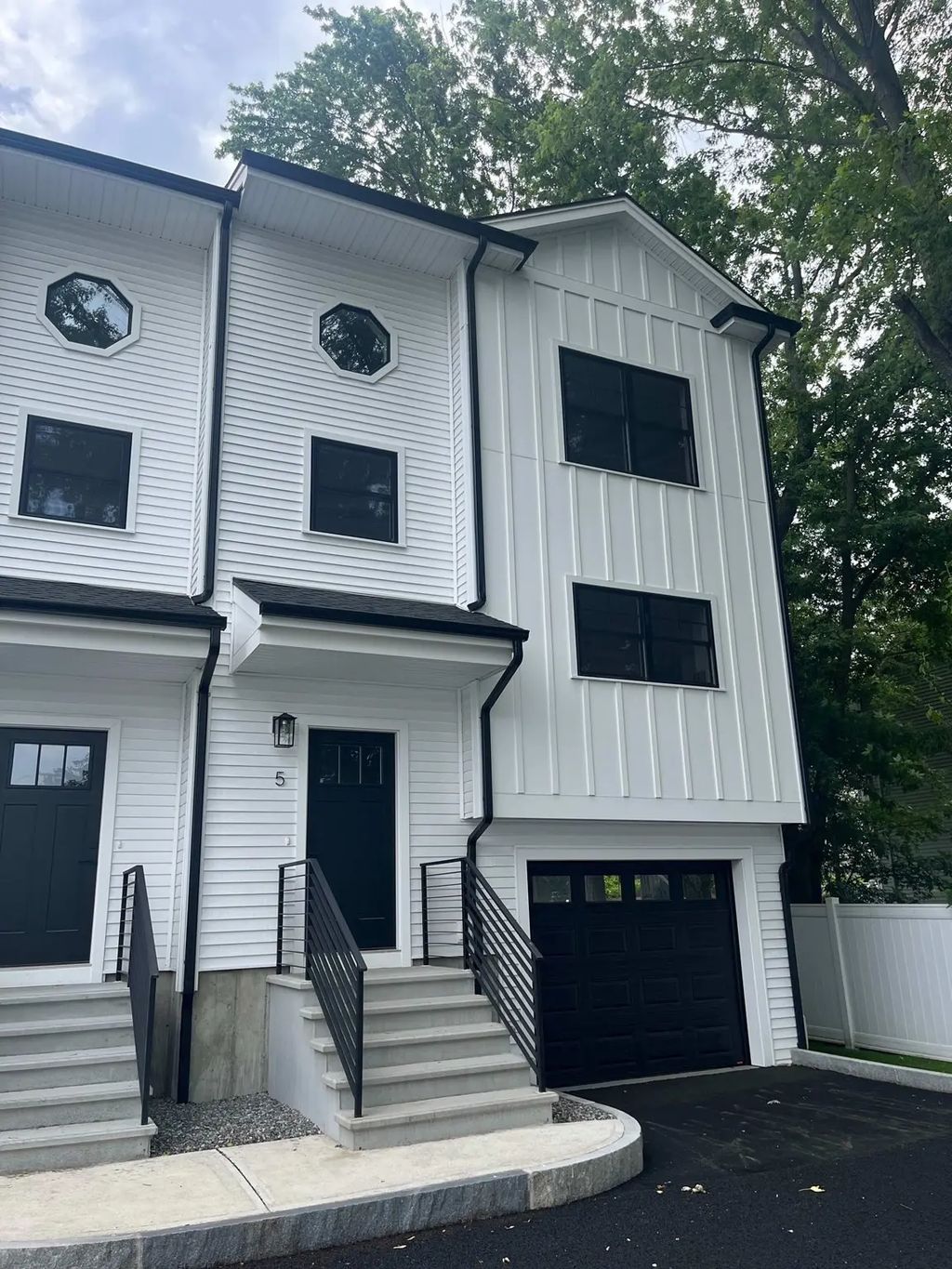84 Arcadia #5, Revere