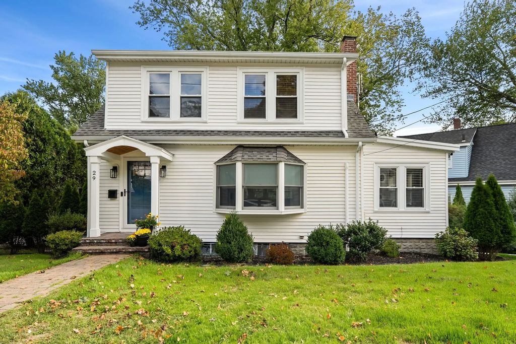 29 Woburn Street, Medford