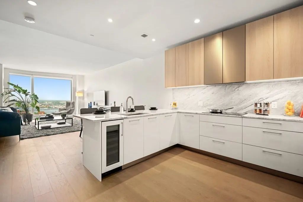240 Devonshire Street #4003, Boston