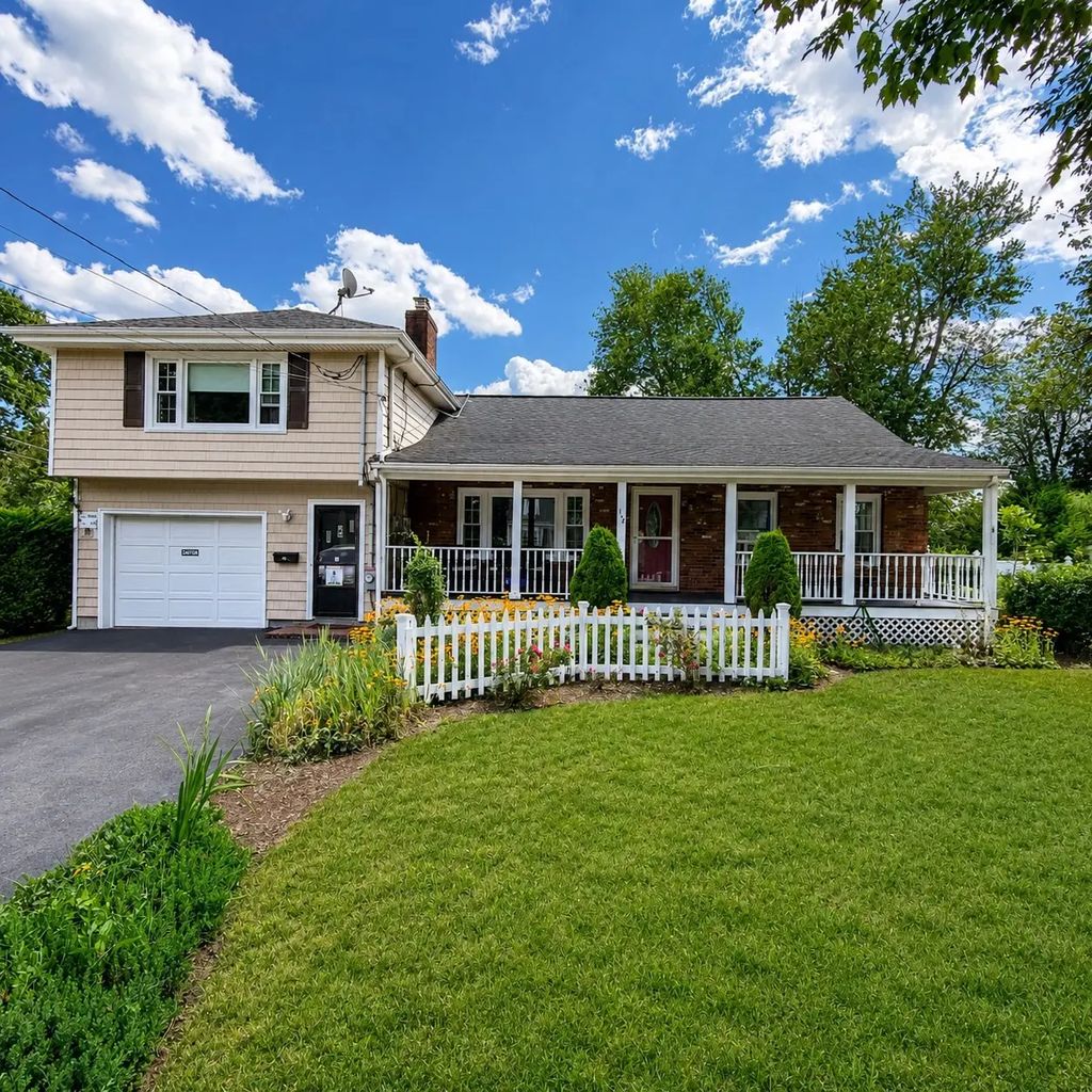 118 Woodard Ave, Brockton
