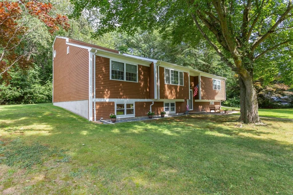3235 Sharps Lot Rd, Dighton