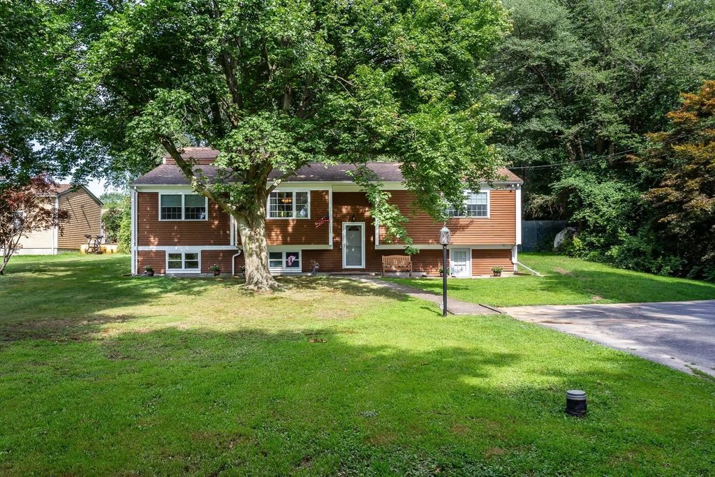 3235 Sharps Lot Rd, Dighton