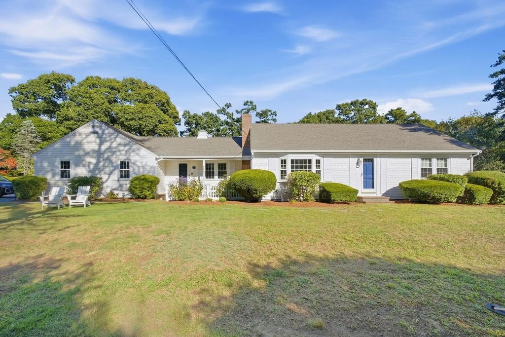 144 Forest Hills Dr, Dennis
