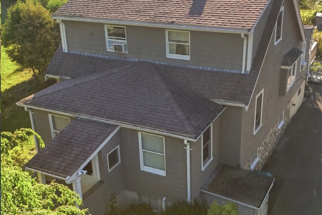 329 Sumner St, Norwood