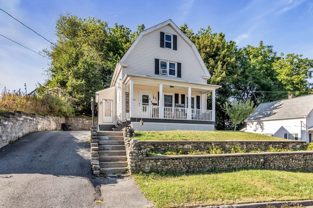 100 Clover St, Worcester