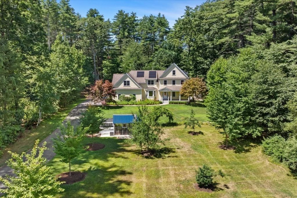 12 Trillium Way, Sudbury