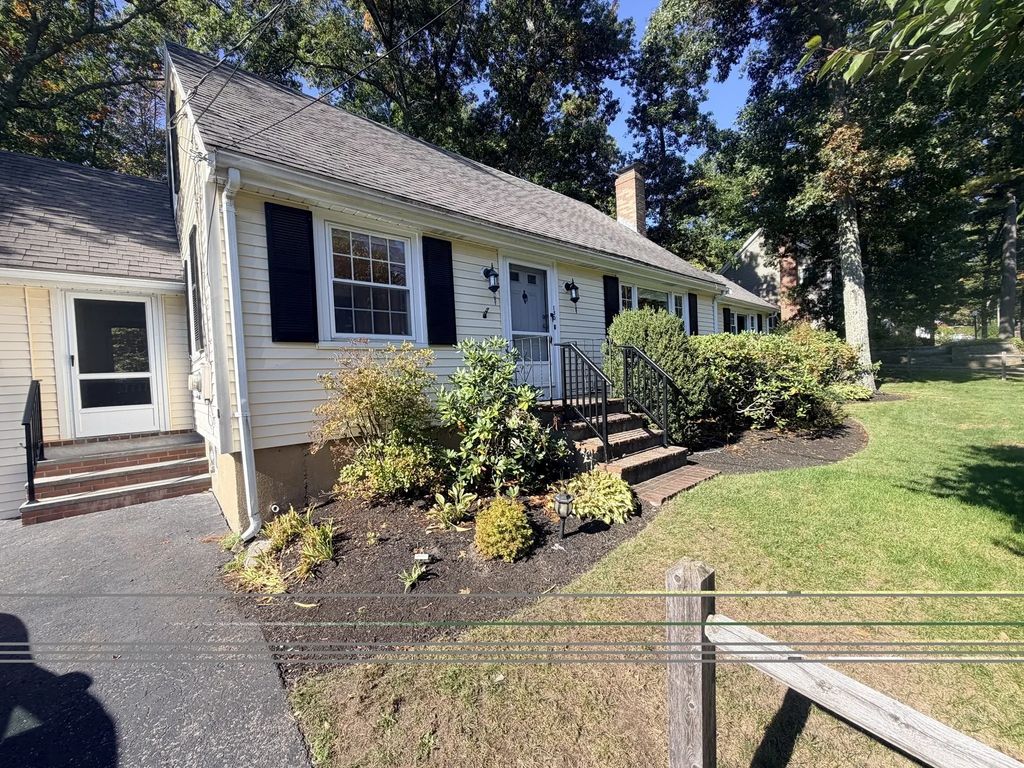 130 Central St, North Reading