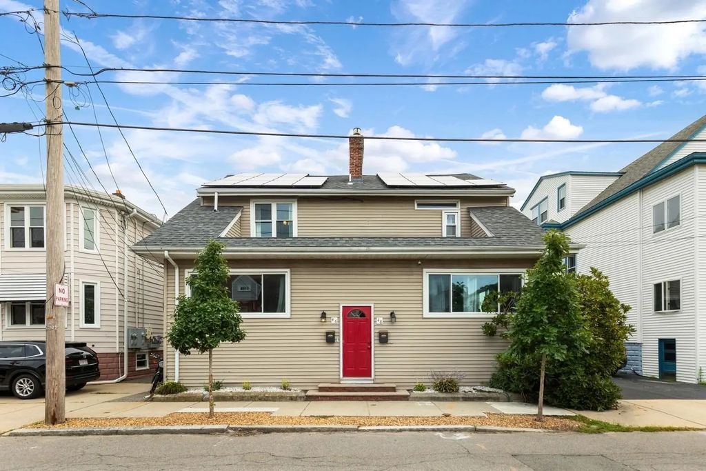 46 Bickford Ave #46, Revere