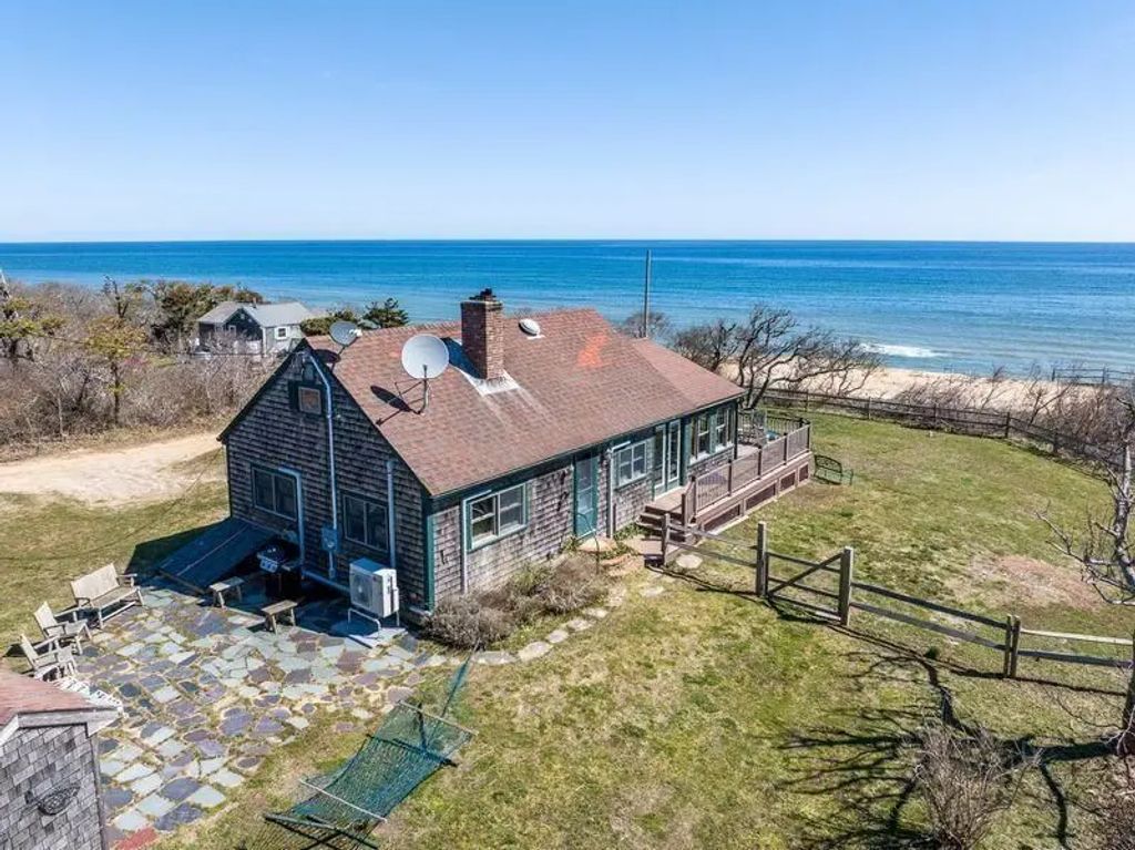 325 Nauset Light Beach Road, Eastham