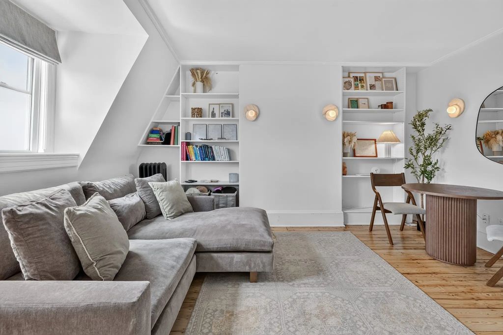 24 Harvard St #4, Boston