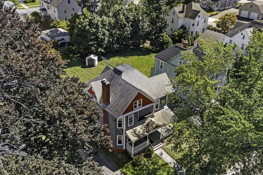66 Nonotuck St, Holyoke