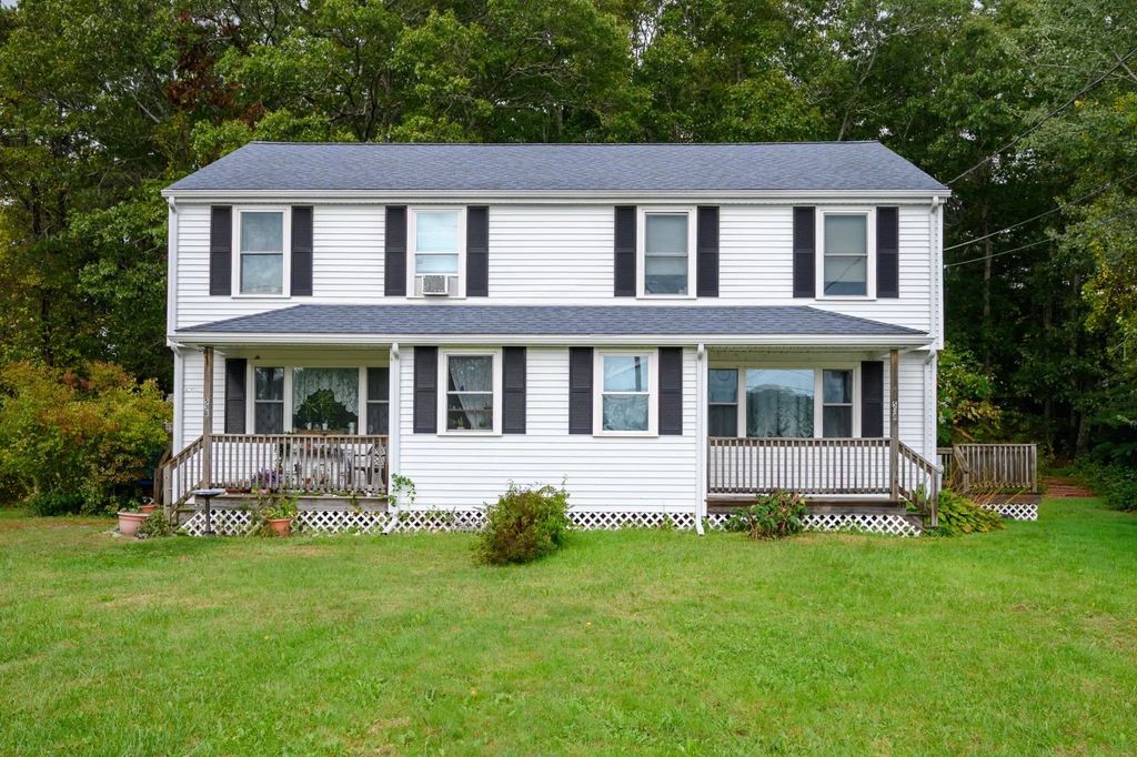 53 Beaver Dam Rd, Plymouth