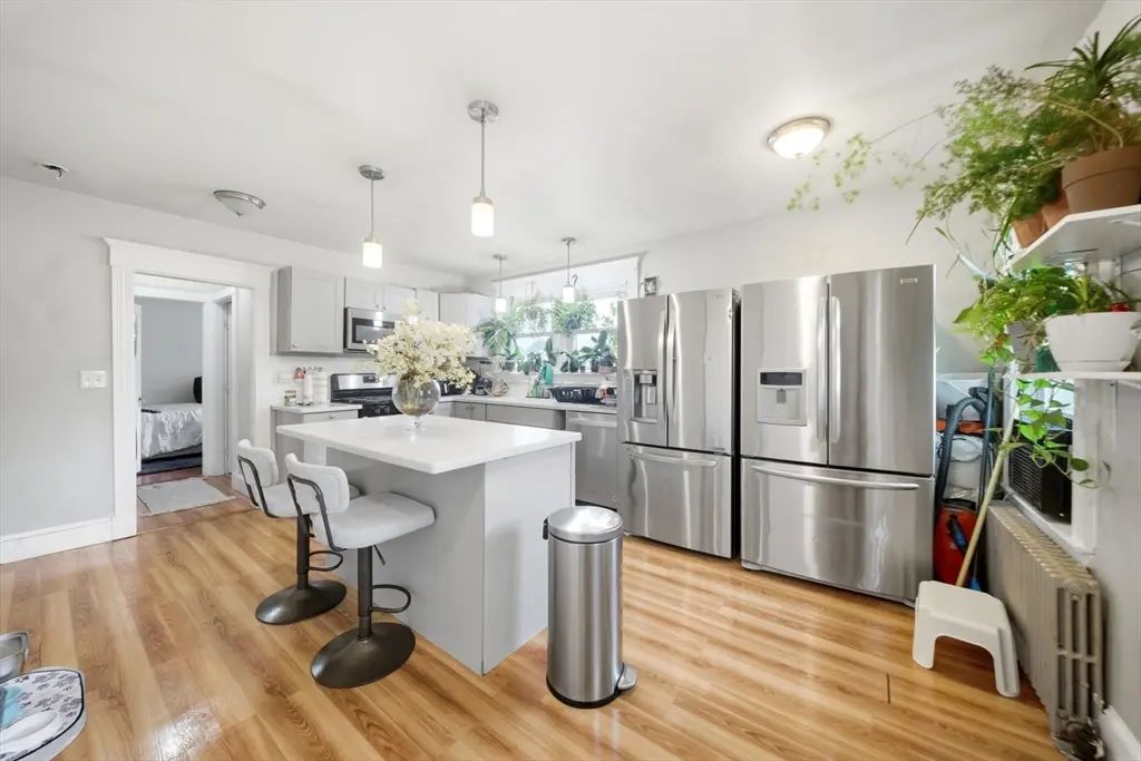 9 Germain Ave, Quincy