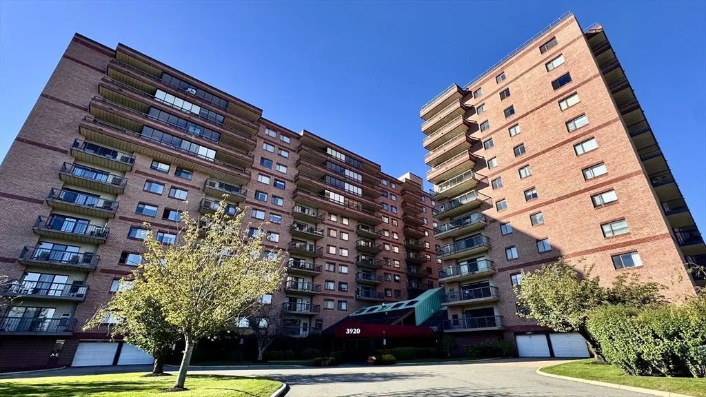 3920 Mystic Valley Pkwy #817, Medford