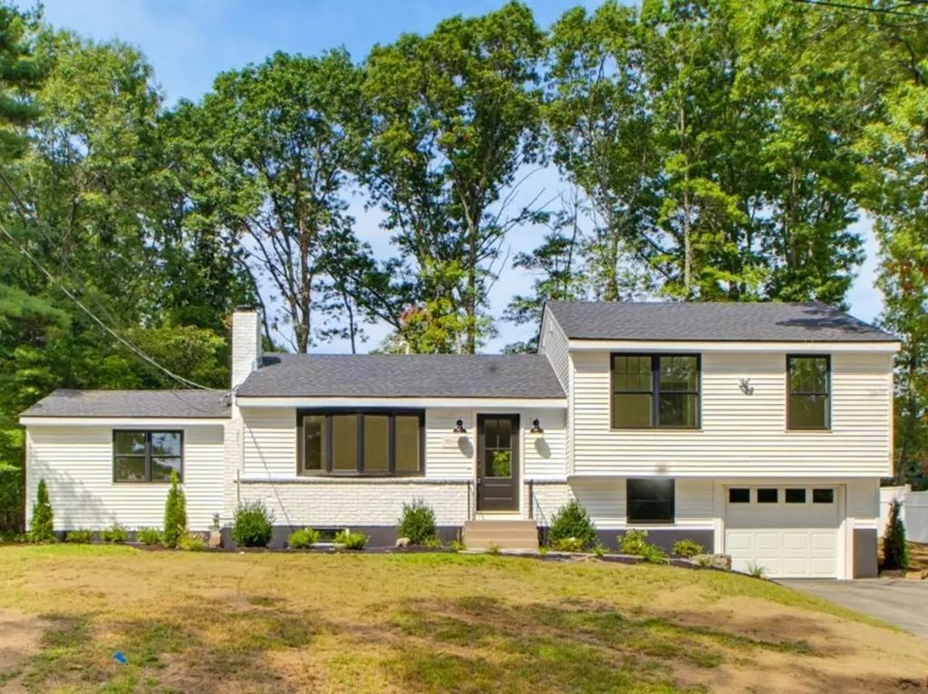 33 Cheryl Ln, Holliston