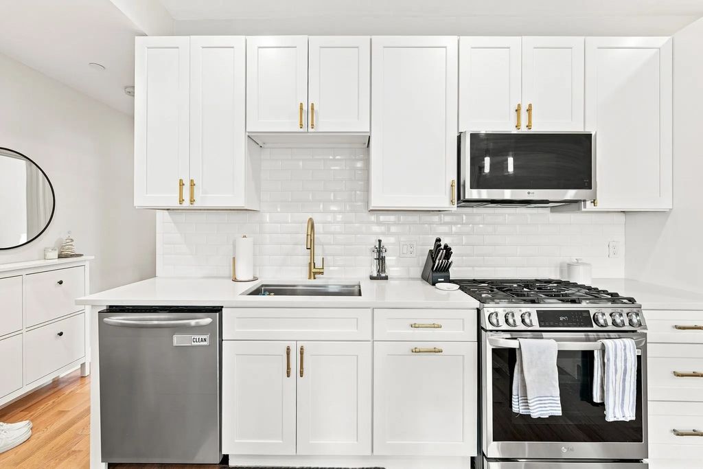 35 Somerset #3a, Winthrop